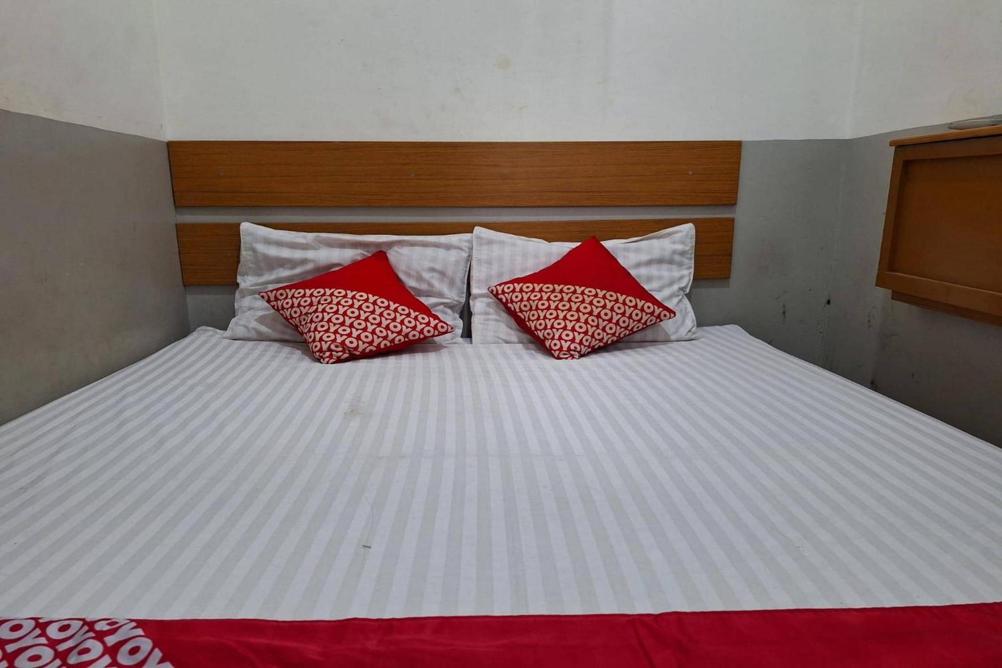 Oyo 93584 Rukotel South Tangerang Extérieur photo