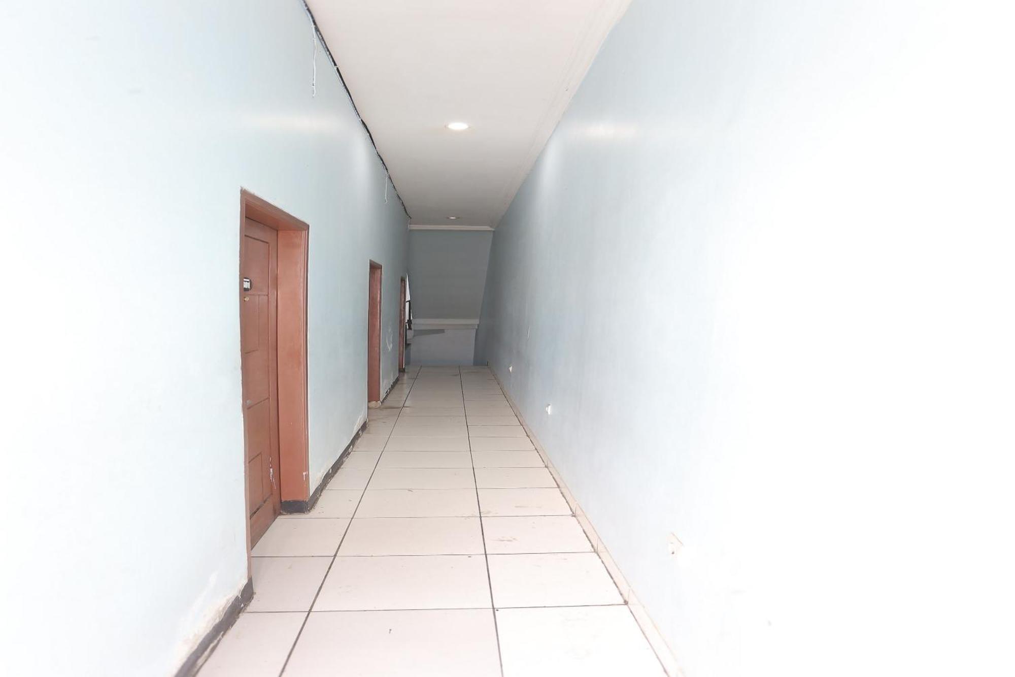 Oyo 93584 Rukotel South Tangerang Extérieur photo