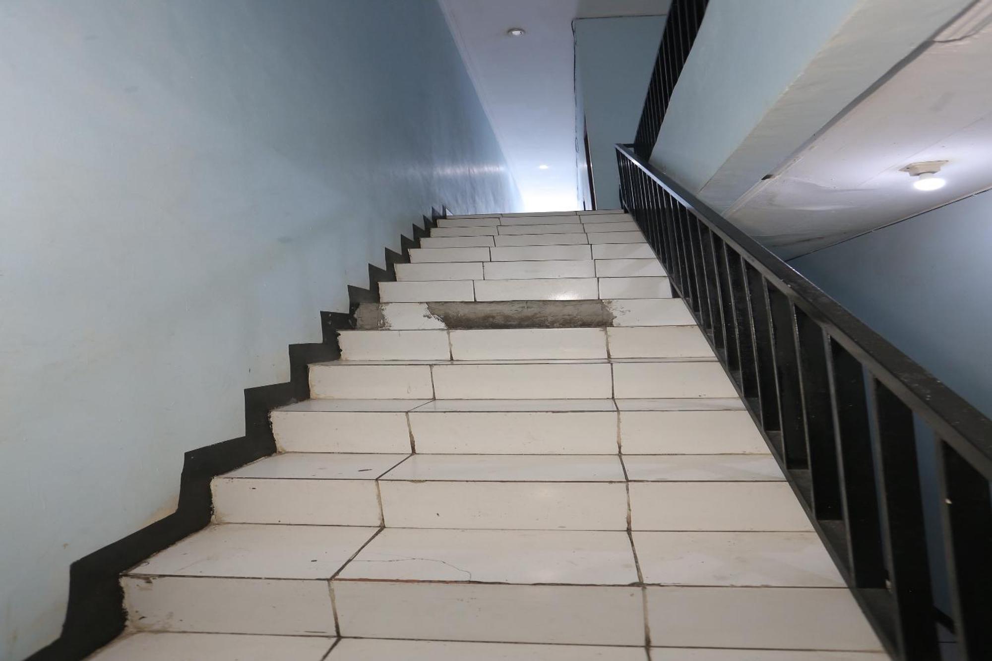 Oyo 93584 Rukotel South Tangerang Extérieur photo